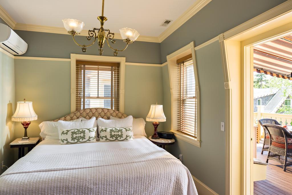 Brass Key Guesthouse Adults Only Provincetown Eksteriør bilde